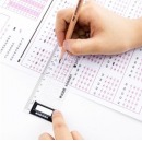 得力(deli)15cm考试直尺多功能涂卡尺学生答题卡尺 71982