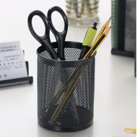 齐心B2002，冲孔中号圆笔筒