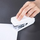 得力0458省力订书机学生用钉书机 中号办公装订用品订书器