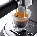 德龙 delonghi EC685泵压意式美式浓缩拿铁卡布基诺奶泡家用复古一体小型半自动咖啡机不锈钢 EC685.BK黑色