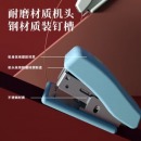 得力(deli)0353 12#迷你学生订书机套装(订书器+订书钉) 颜色随机
